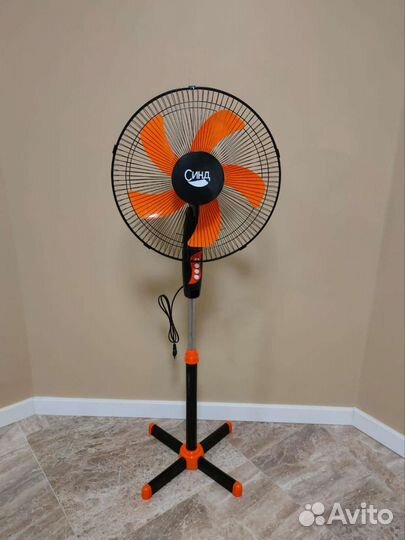 Вентилятор напольный новый в коробке