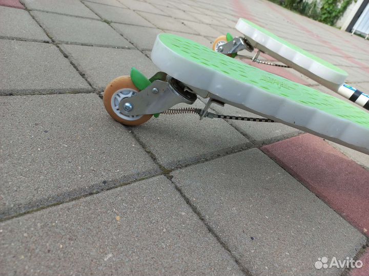 Самокат трёхколёсный,энерцыонный, раздвижной б/у