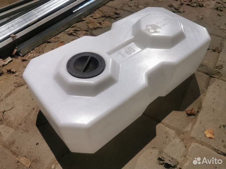 Бак 60 литров для автодома, кемпера, каравана