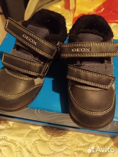 Ботинки утеплённые Geox 23 р кожа