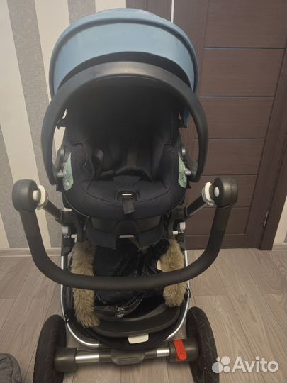 Автокресло-люлька Stokke Izi Sleep 0+