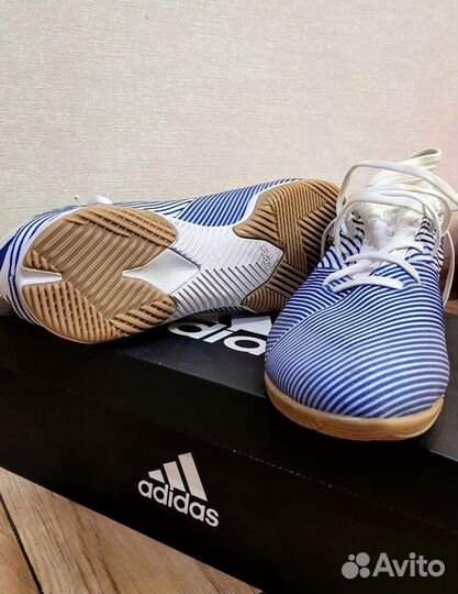 Футбольные бутсы для зала Adidas