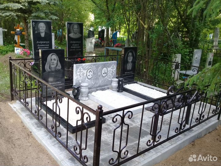 Памятники, Оградки, Столы и лавки, Тротуарная плит