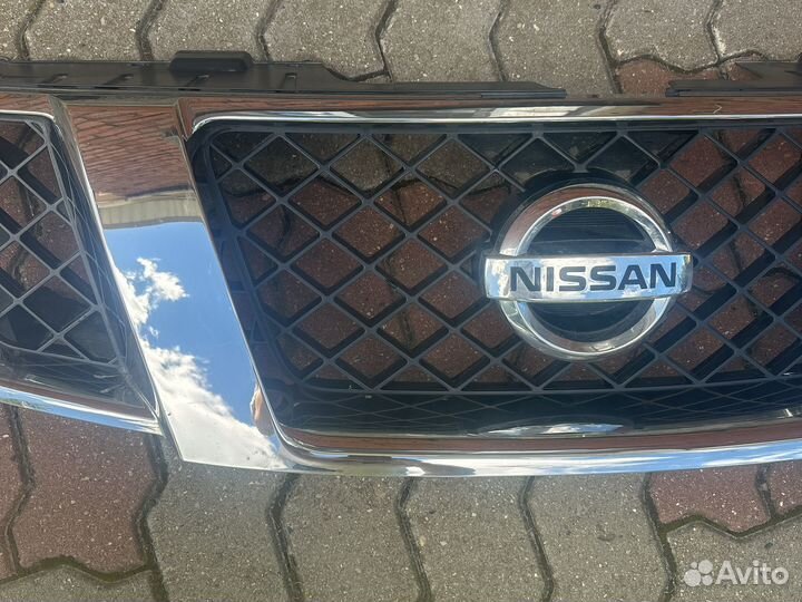 Решетка радиатора Nissan Pathfinder R51 рестайл