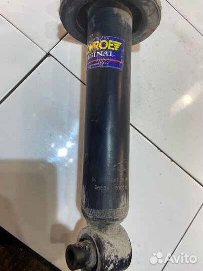 Амортизатор задний BMW 7-series 2 E32 1988 - 1994