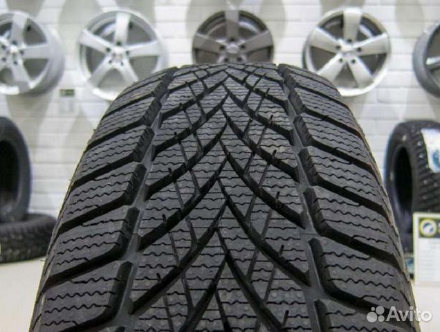 Goodyear UltraGrip Ice 2 215/55 R17 98T