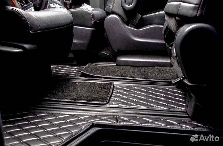 Автоковрики на Toyota HiAce, кузов H300 2021г