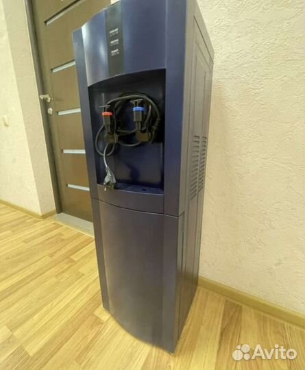 Кулер для воды