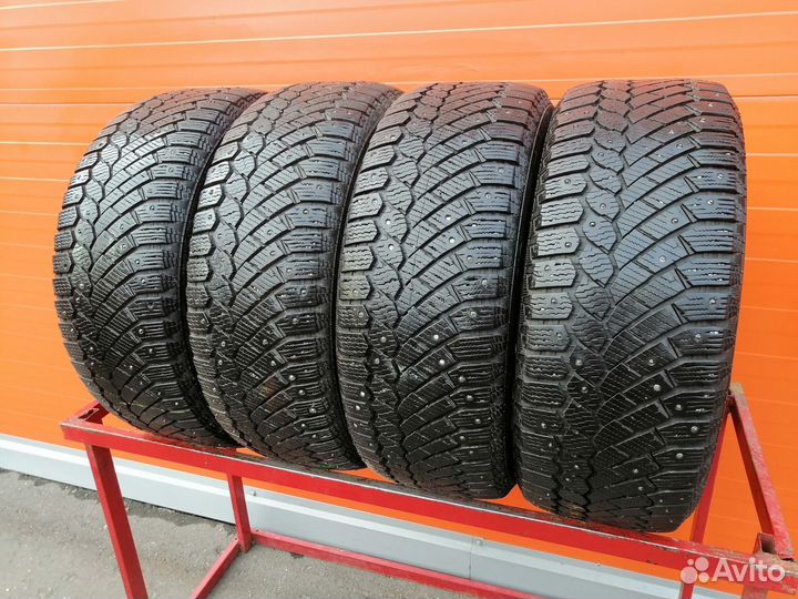 Continental ContiIceContact 4x4 235/55 R17 104B