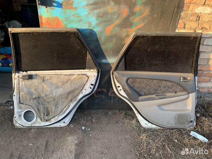 Дверь боковая задняя