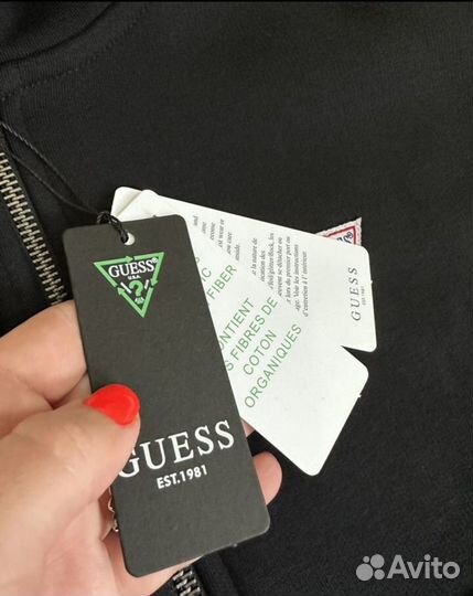 Новый костюм Guess