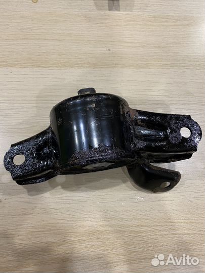 Подушка двигателя Kia Rio 3