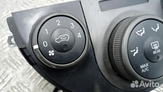 Блок управления печки и климат-контроля KIA soul 1