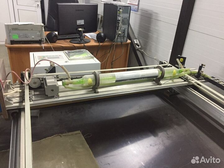 Лазерный гравировальный станок по камню