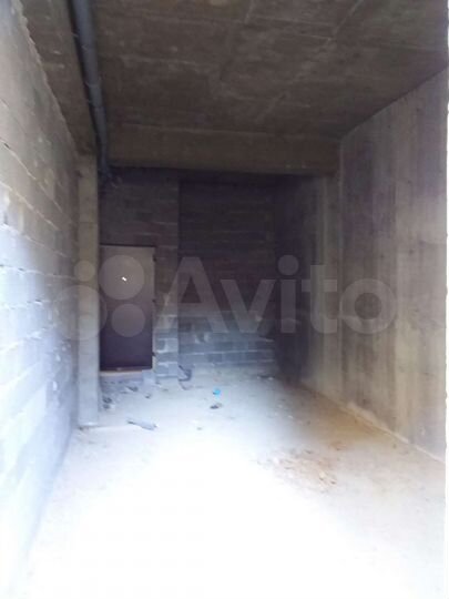 2-к. квартира, 80 м², 1/3 эт.