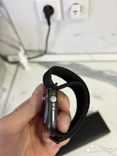 Часы apple watch se 44mm nike