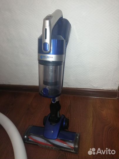 Вертикальный пылесос