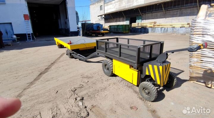 Поводковый тягач для предприятий