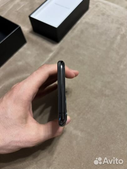 iPhone 11 Pro, 256 ГБ