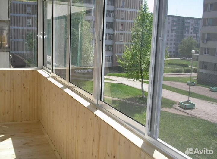 Остекление раздвижное с обшивкой