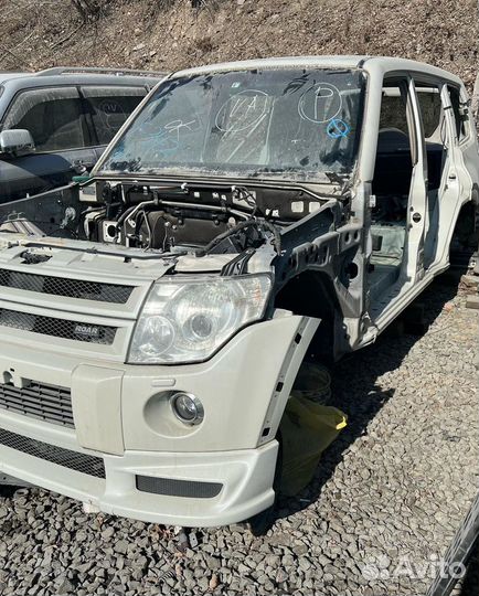 В разбор Mitsubishi Pajero V93w V95w V97w V98w