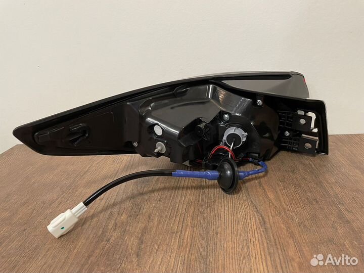 Фонарь задний правый наружный Mazda CX5 2 2017 LED