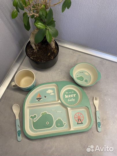 Поильник непроливайка munchkin и набор посуды