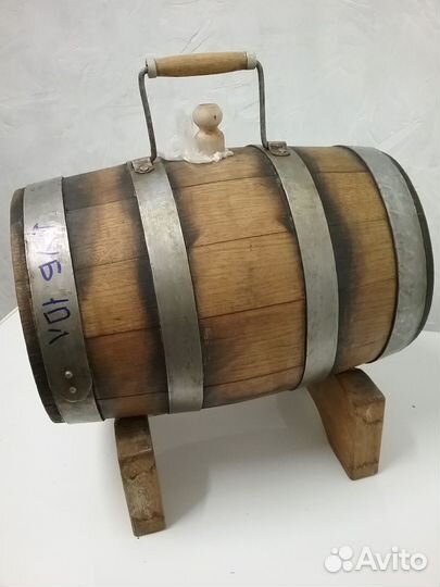 Бочка деревянная