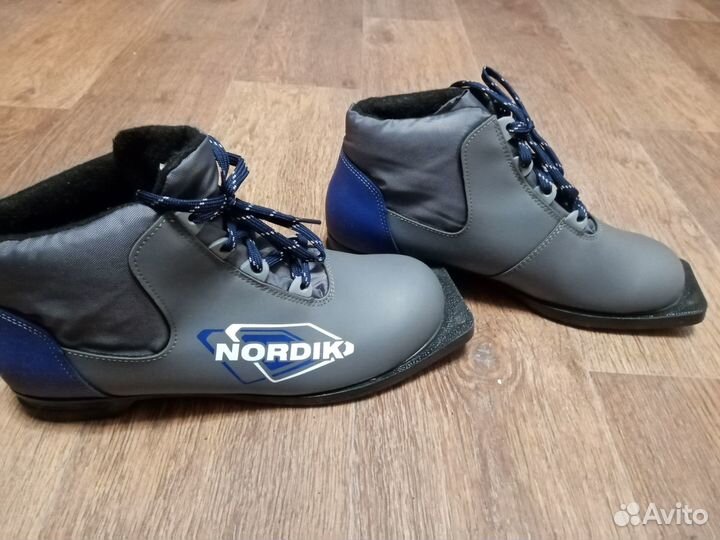 Лыжные ботинки Nordik