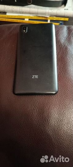 ZTE Blade, 512 МБ