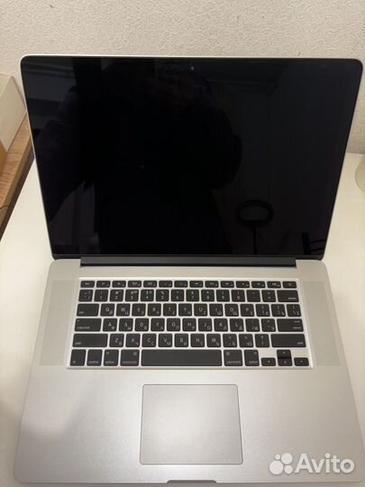 Apple macbook pro 15 retina 2015