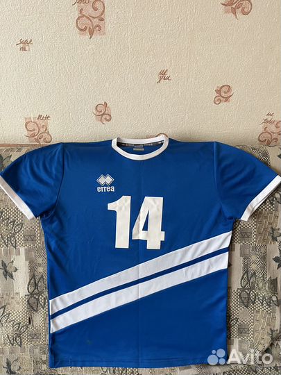 Футболка спортивная