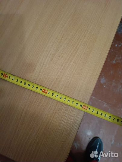 Офисный стол