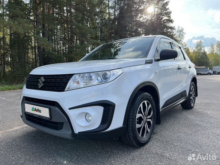 Suzuki Vitara 1.6 AT, 2015, 45 000 км