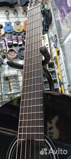 Классическая гитара yamaha c40