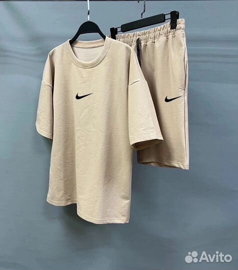 Костюм спортивный Nike
