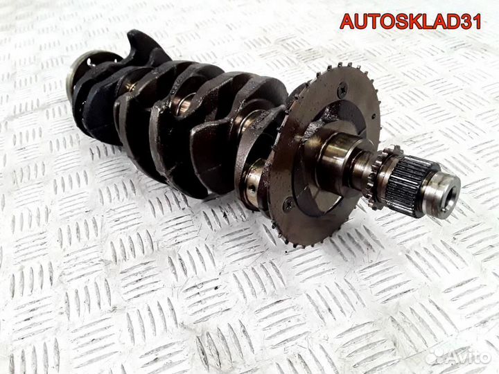 Коленчатый вал Mitsubishi Colt 1,3 MN176280