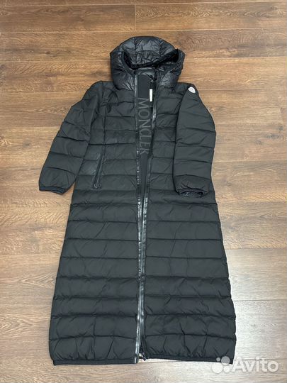 Пуховик зимний длинный женский moncler