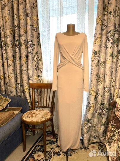 Платье в пол