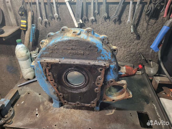 Колокол (картер сцепления) т40