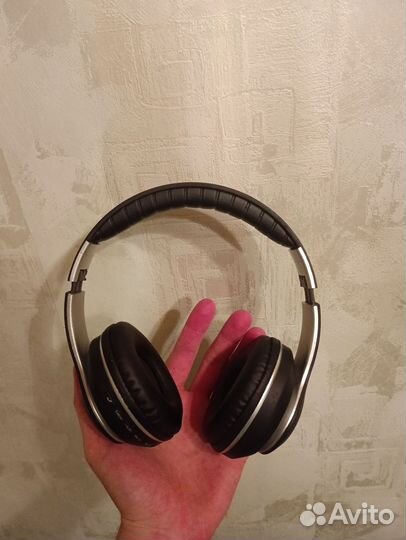 Беспроводные наушники