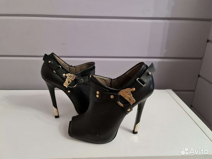 Ботильоны versace