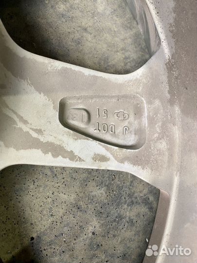 Продам диски R17 5x114.3 (оригенал)