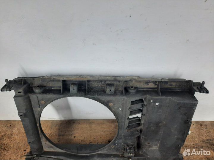 Диффузор (кожух) вентилятора Peugeot 307 хэтчбэк 5