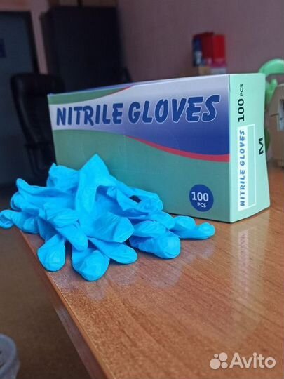 Перчатки одноразовые нитриловые