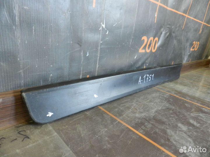 Накладка двери задней правой- Nissan X-Trail T32