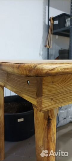 Большой обеденный стол из массива ясеня