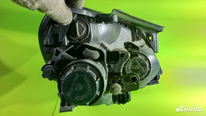 Фара левая для Kia Carens 2006-2012