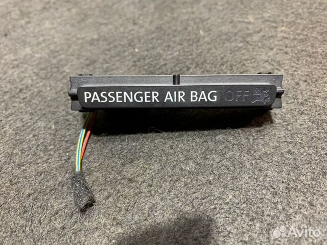 Индикатор airbag Volkswagen Golf cavd 1.4 2009