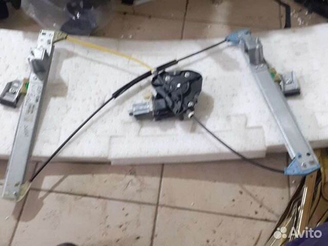 Стеклоподъемник передний правый LADA Niva Урбан